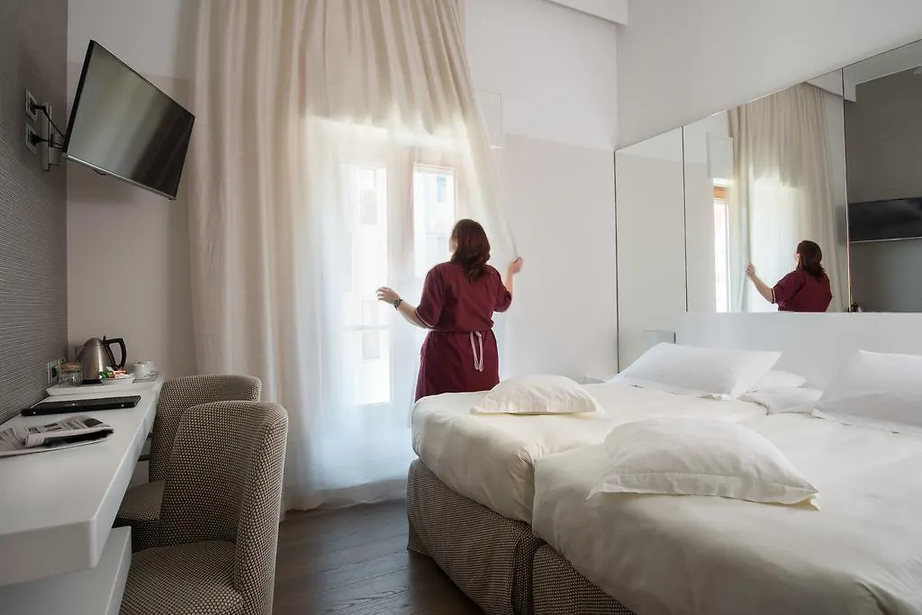 Hotel Berna Milan 4*,  Italy