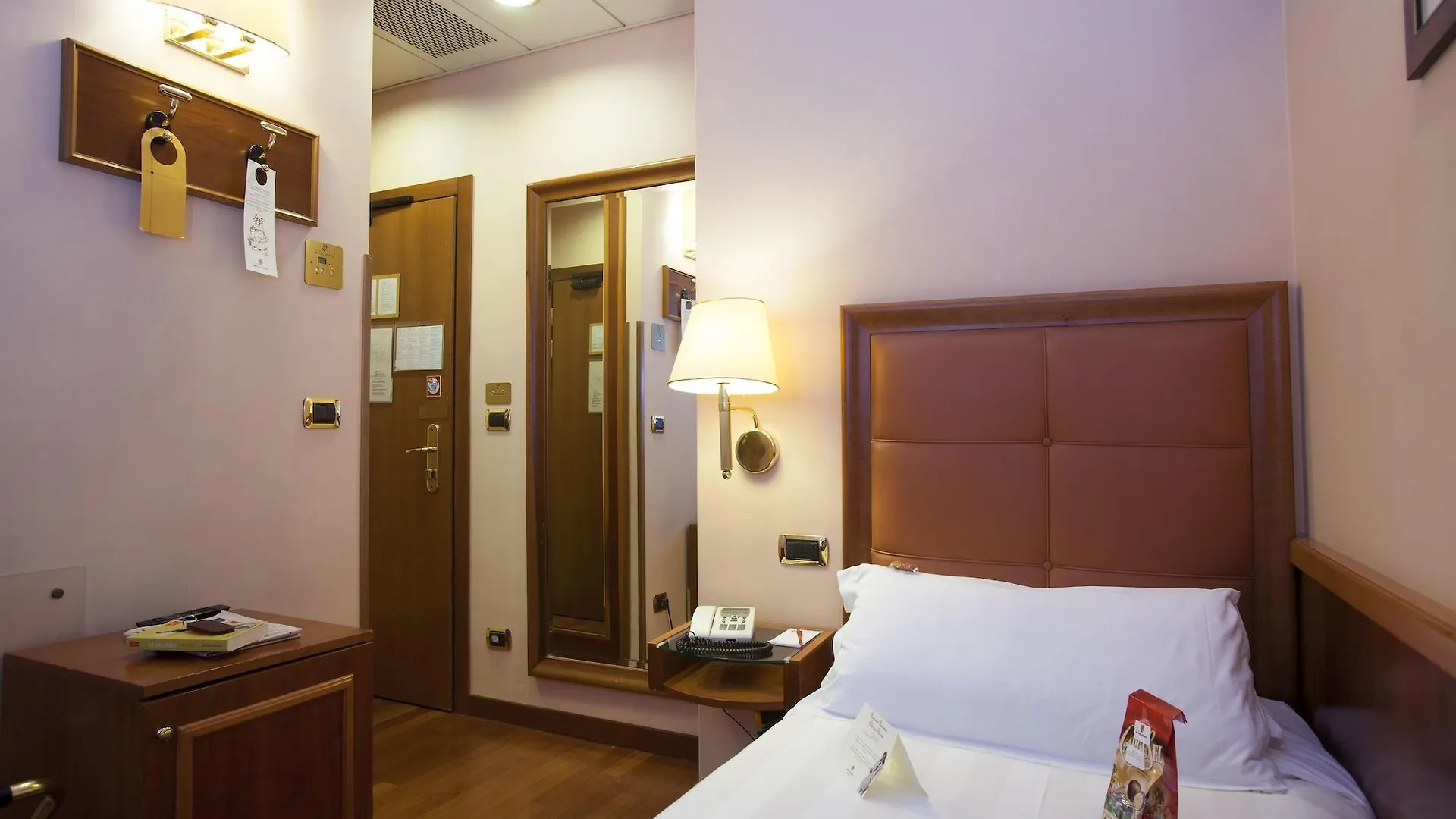 Hotel Berna Milán