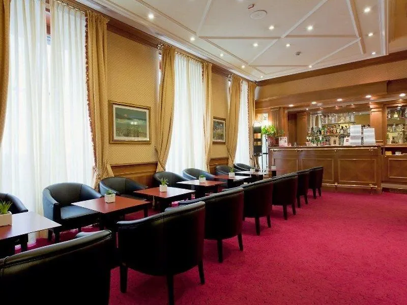 Hotel Berna Milán