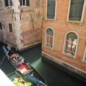 San Polo 1948 Centre Apartment Venice