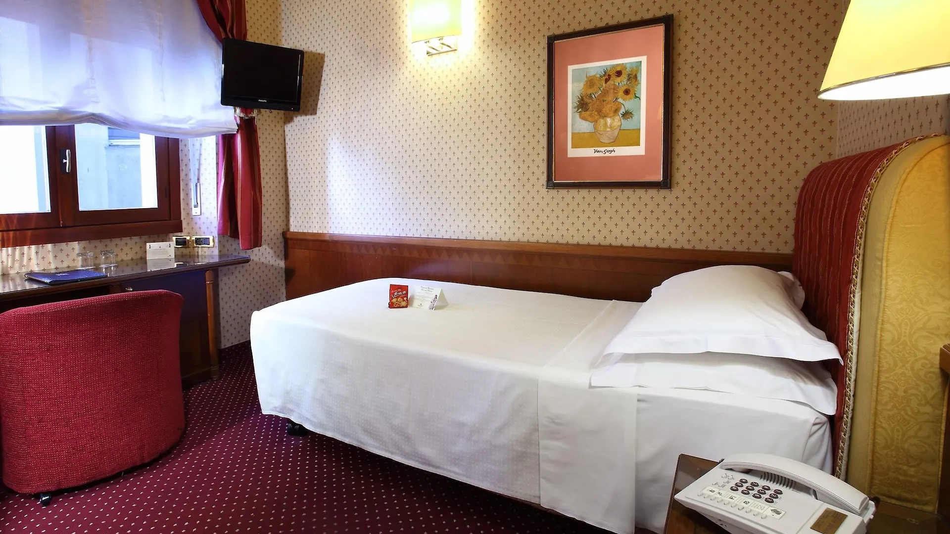 ****  Hotel Berna Милан Италия