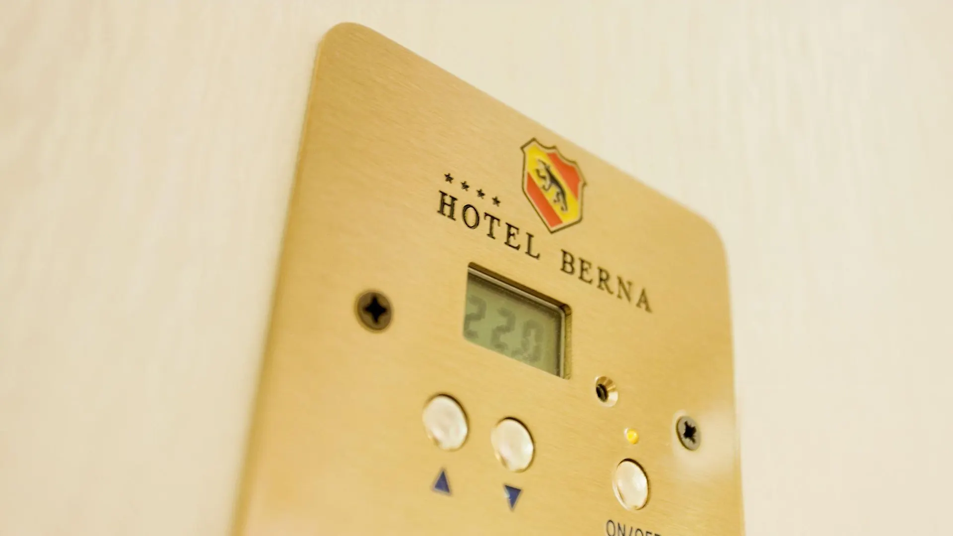 Hotel Berna Милан 4*,