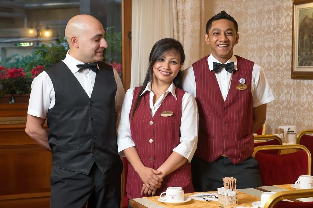 Hotel Berna Милан Италия