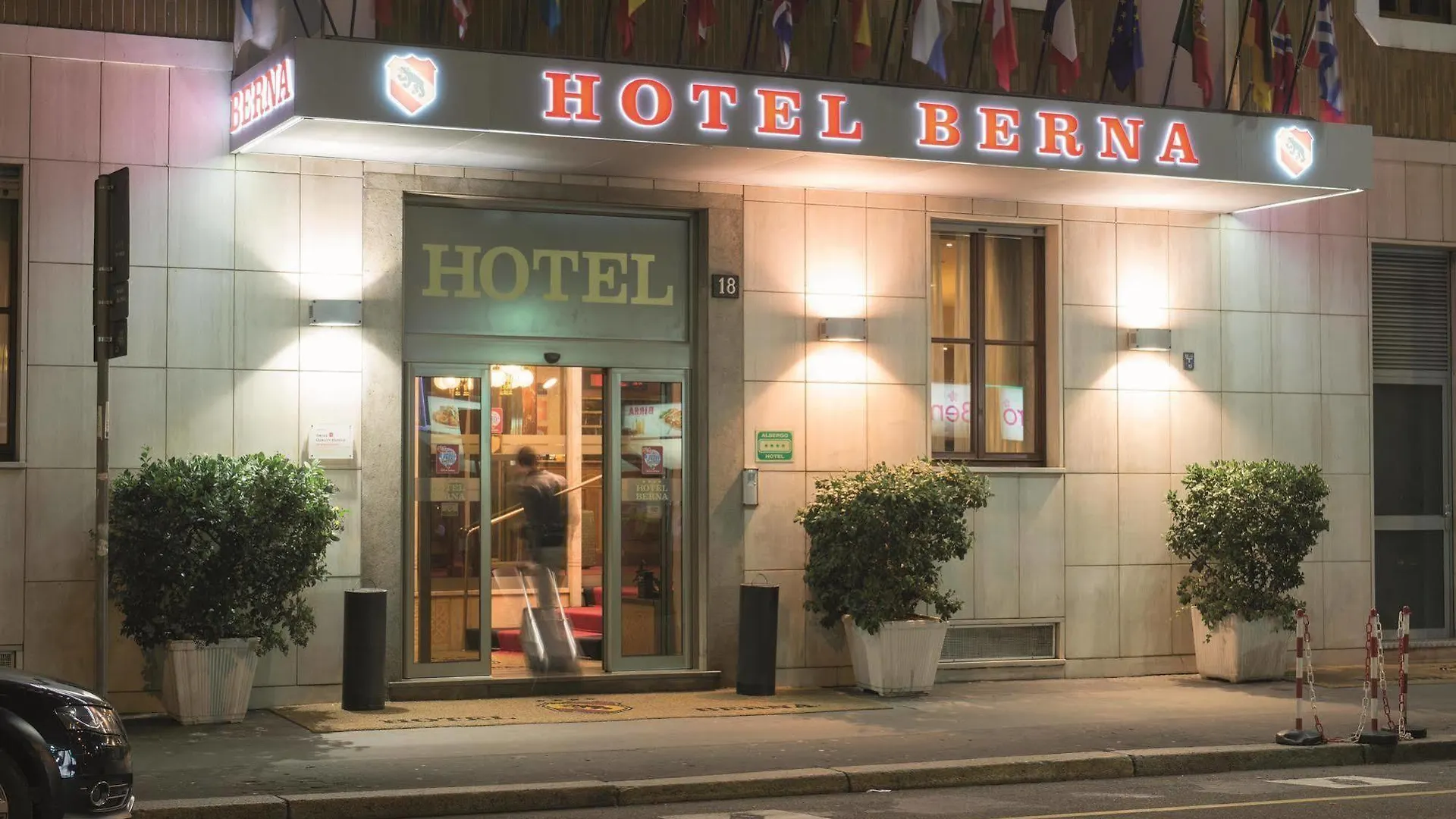 Hotel Berna Милан 4*,  Италия